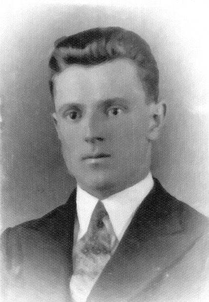 Иллюстрация к книге — Отряд Асано. Русские эмигранты в вооруженных формированиях Маньчжоу-го (1938-1945) [_16.jpg]