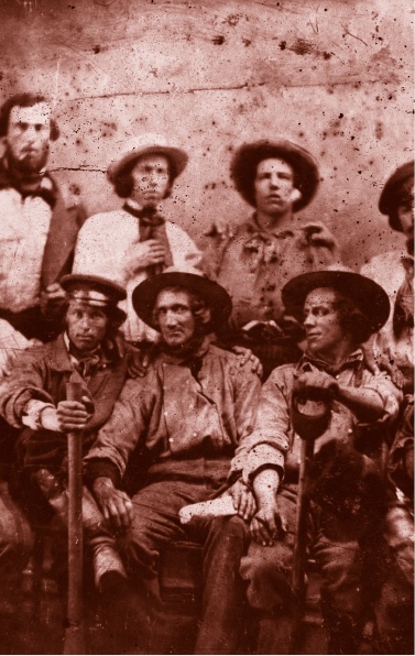 Иллюстрация к книге — Похитители костей [i_030.jpg]