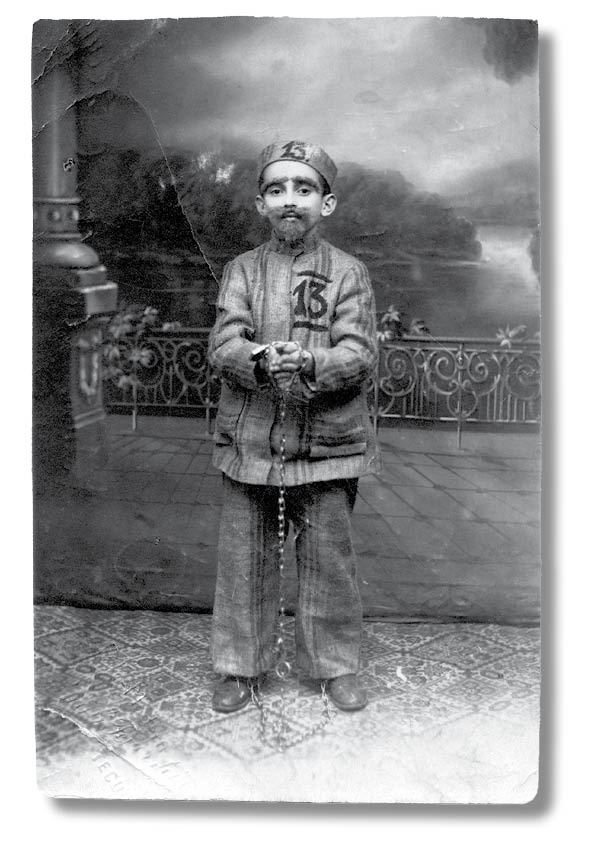 Иллюстрация к книге — Библиотека душ. Нет выхода из дома странных детей [i_017.jpg]