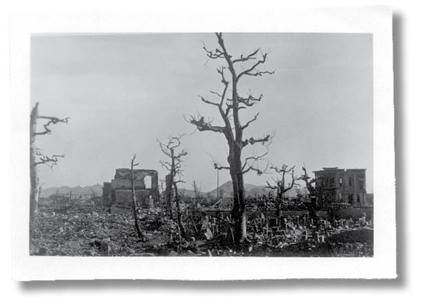 Иллюстрация к книге — Библиотека душ. Нет выхода из дома странных детей [i_031.jpg]