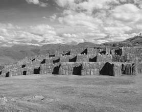 Иллюстрация к книге — Опрокинутый мир. Тайны прошлого – загадки грядущего. Что скрывают архивы Спецотдела НКВД, Аненербе и Верховного командования Вермахта [i_037.jpg]