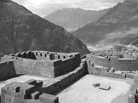 Иллюстрация к книге — Опрокинутый мир. Тайны прошлого – загадки грядущего. Что скрывают архивы Спецотдела НКВД, Аненербе и Верховного командования Вермахта [i_060.jpg]