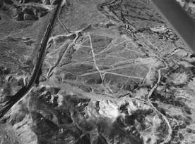 Иллюстрация к книге — Опрокинутый мир. Тайны прошлого – загадки грядущего. Что скрывают архивы Спецотдела НКВД, Аненербе и Верховного командования Вермахта [i_069.jpg]