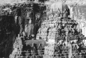 Иллюстрация к книге — Опрокинутый мир. Тайны прошлого – загадки грядущего. Что скрывают архивы Спецотдела НКВД, Аненербе и Верховного командования Вермахта [i_101.jpg]