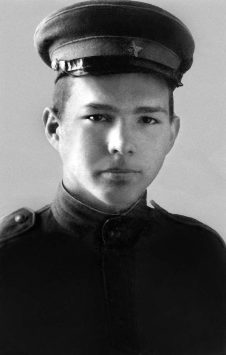 Иллюстрация к книге — Мы дрались против «Тигров». «Главное – выбить у них танки!» [i_034.jpg]