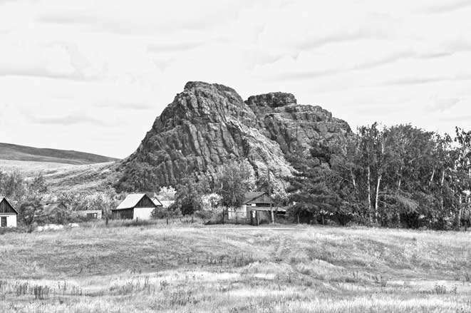 Иллюстрация к книге — Вилы [i_102.jpg]