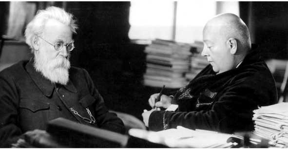 Иллюстрация к книге — Тайная война в космосе. Секретные технологии аномальных явлений [i_025.jpg]