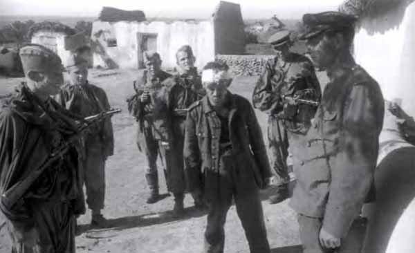 Иллюстрация к книге — Советская военная разведка. Как работала самая могущественная и самая закрытая разведывательная организация ХХ века [i_024.jpg]