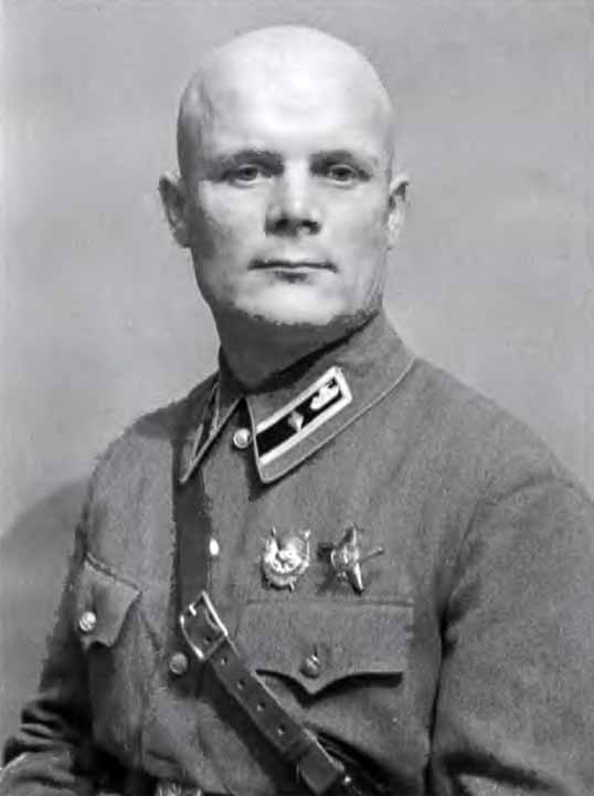 Иллюстрация к книге — Советская военная разведка. Как работала самая могущественная и самая закрытая разведывательная организация ХХ века [i_037.jpg]