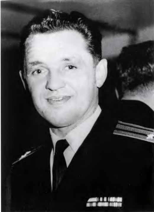 Иллюстрация к книге — Советская военная разведка. Как работала самая могущественная и самая закрытая разведывательная организация ХХ века [i_061.jpg]