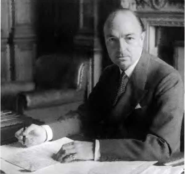 Иллюстрация к книге — Советская военная разведка. Как работала самая могущественная и самая закрытая разведывательная организация ХХ века [i_062.jpg]