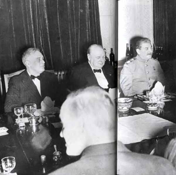 Иллюстрация к книге — Советская военная разведка. Как работала самая могущественная и самая закрытая разведывательная организация ХХ века [i_079.jpg]