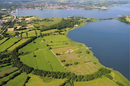 Иллюстрация к книге — Люди Севера: История викингов, 793–1241 [i_023.jpg]