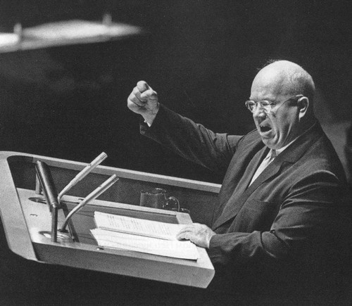 Иллюстрация к книге — Таинственная страсть. Роман о шестидесятниках [i_030.jpg]