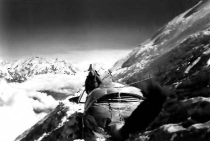 Иллюстрация к книге — Лхоцзе. Южная стена [pic_70.jpg]