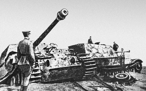 Иллюстрация к книге — Пограничники в 1941 году. Они не сдавались в плен [i_032.jpg]