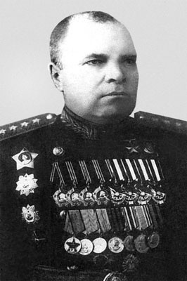 Иллюстрация к книге — Пограничники в 1941 году. Они не сдавались в плен [i_037.jpg]