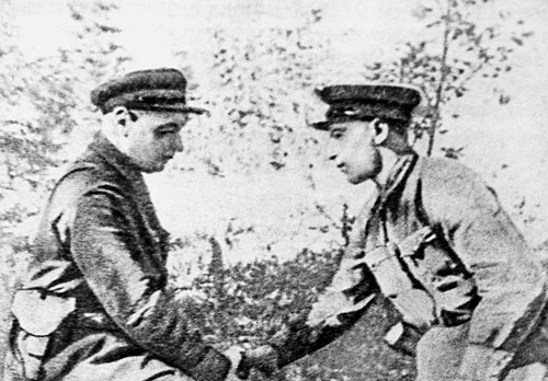 Иллюстрация к книге — Пограничники в 1941 году. Они не сдавались в плен [i_051.jpg]