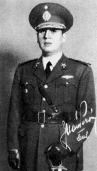 Иллюстрация к книге — Восхитительные женщины. Неподвластные времени [i_082.jpg]