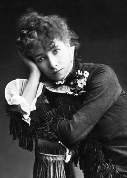 Иллюстрация к книге — Восхитительные женщины. Неподвластные времени [i_092.jpg]