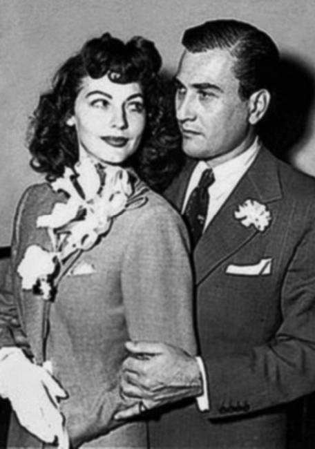 Иллюстрация к книге — Восхитительные женщины. Неподвластные времени [i_108.jpg]