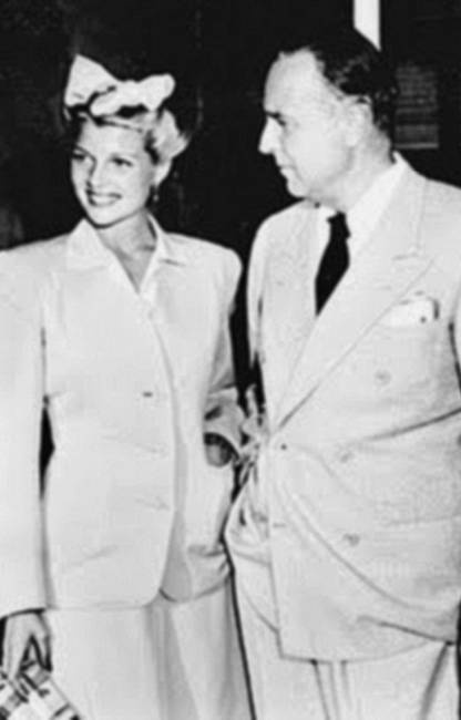 Иллюстрация к книге — Восхитительные женщины. Неподвластные времени [i_119.jpg]