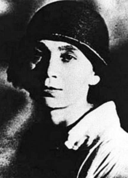 Иллюстрация к книге — Восхитительные женщины. Неподвластные времени [i_149.jpg]