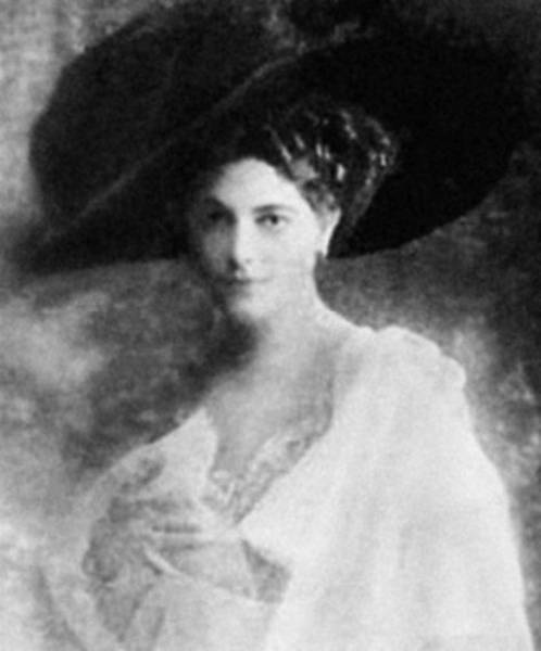 Иллюстрация к книге — Восхитительные женщины. Неподвластные времени [i_181.jpg]