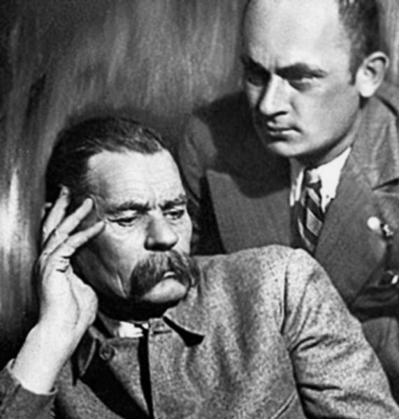 Иллюстрация к книге — Восхитительные женщины. Неподвластные времени [i_210.jpg]