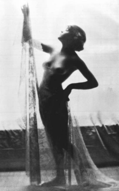 Иллюстрация к книге — Восхитительные женщины. Неподвластные времени [i_216.jpg]