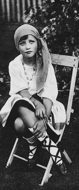 Иллюстрация к книге — Восхитительные женщины. Неподвластные времени [i_248.jpg]