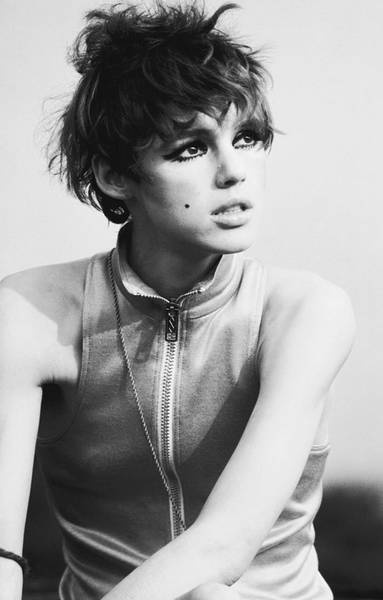 Иллюстрация к книге — Восхитительные женщины. Неподвластные времени [i_337.jpg]