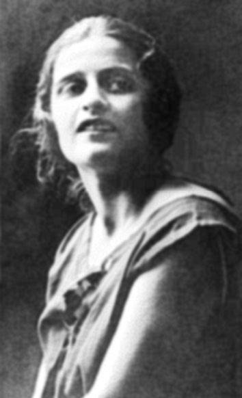 Иллюстрация к книге — Восхитительные женщины. Неподвластные времени [i_381.jpg]