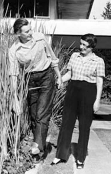 Иллюстрация к книге — Восхитительные женщины. Неподвластные времени [i_382.jpg]