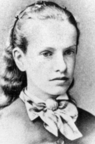 Иллюстрация к книге — Восхитительные женщины. Неподвластные времени [i_402.jpg]