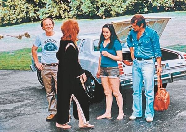 Иллюстрация к книге — Диссиденты [i_066.jpg]