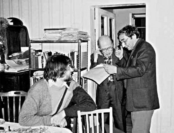 Иллюстрация к книге — Диссиденты [i_090.jpg]