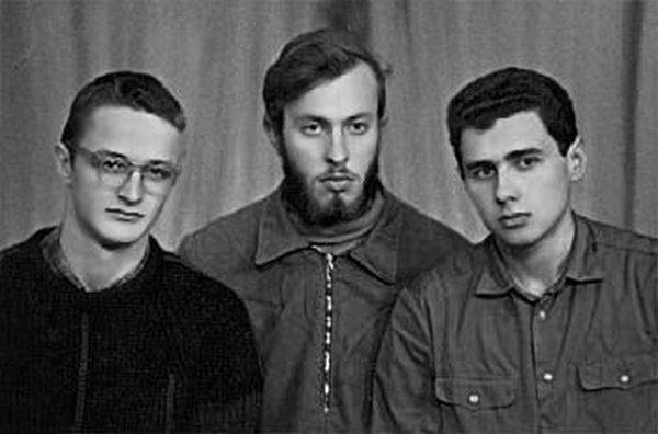 Иллюстрация к книге — Диссиденты [i_094.jpg]