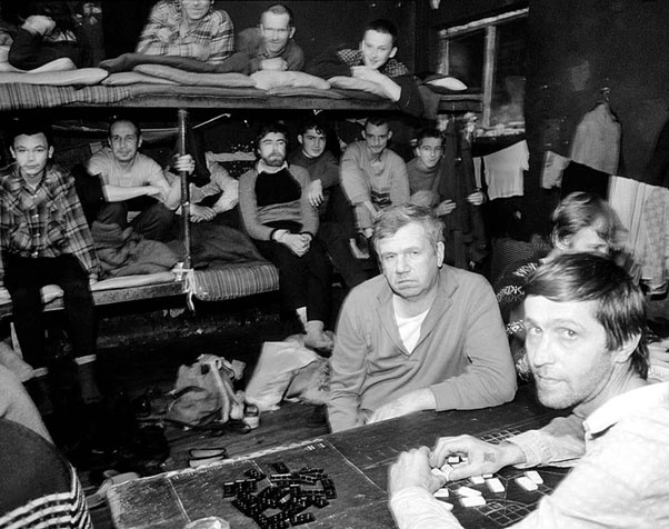 Иллюстрация к книге — Блеск и нищета 90-х [i_005.jpg]