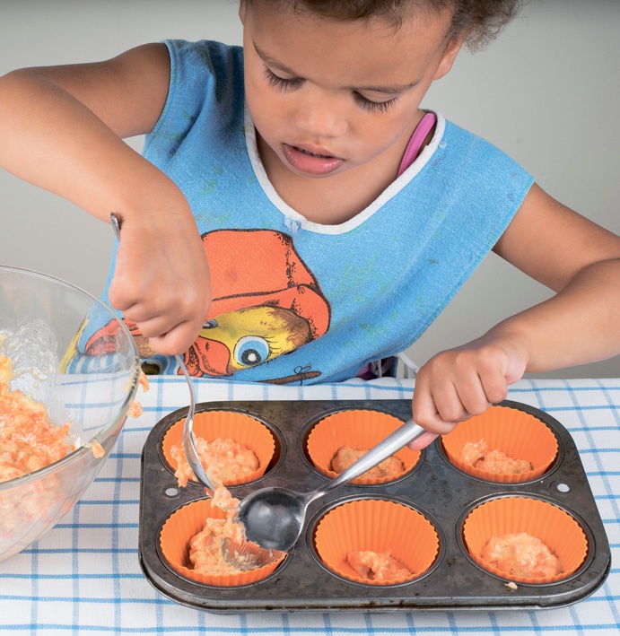 Иллюстрация к книге — Поваренок с пеленок: Как проводить время на кухне весело и с пользой [i_088.jpg]