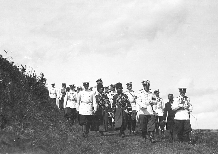 Иллюстрация к книге — Окрестности Петербурга. Из истории ижорской земли [i_147.jpg]