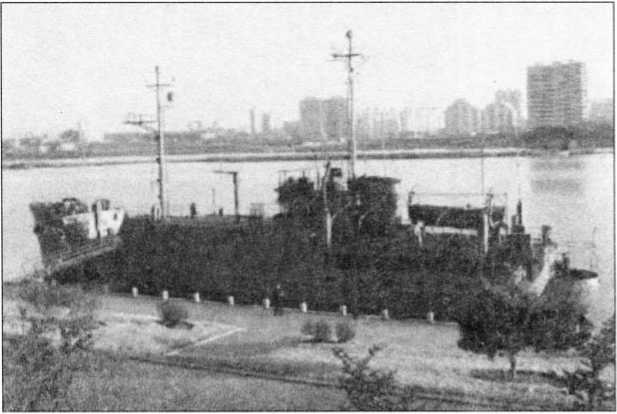 Иллюстрация к книге — На грани мировой войны. Инцидент «Пуэбло» [image49.jpg]