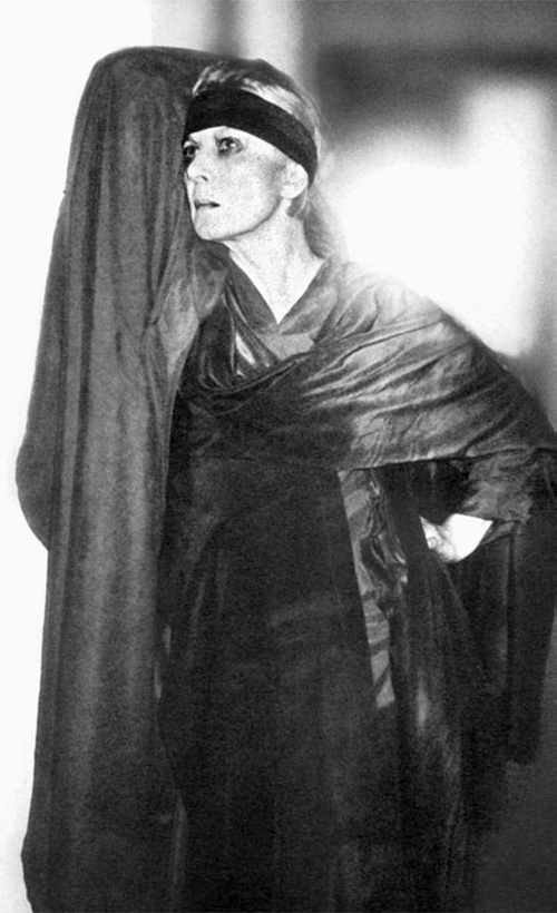 Иллюстрация к книге — Ностальгия - это память [i_010.jpg]