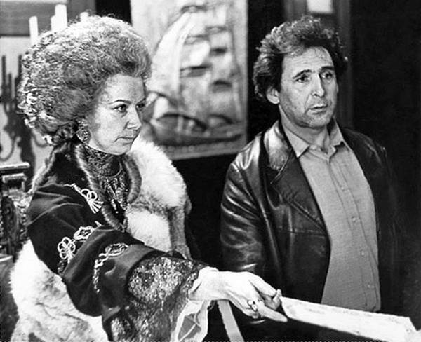 Иллюстрация к книге — Ностальгия - это память [i_021.jpg]