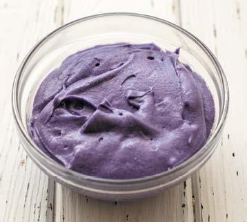 Иллюстрация к книге — Торты с сюрпризом. Шоколадные, сливочные, кофейные, желейные, ореховые, фруктовые [_011_2.jpg]