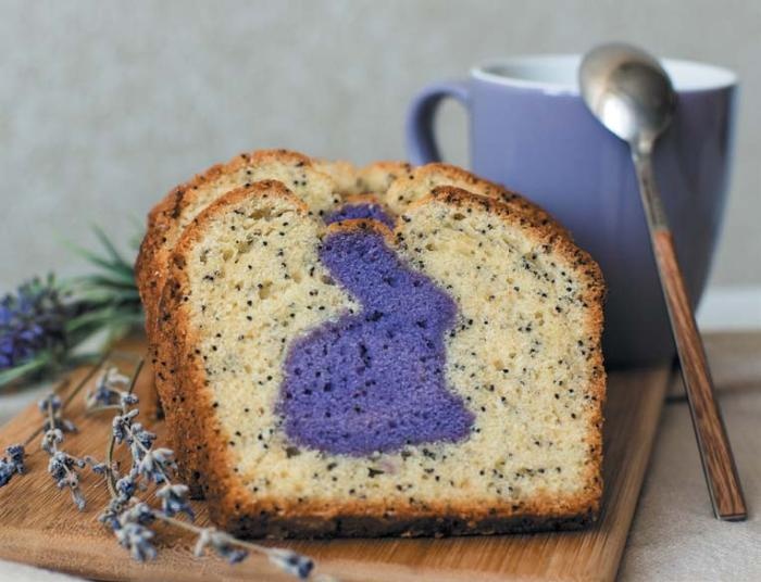 Иллюстрация к книге — Торты с сюрпризом. Шоколадные, сливочные, кофейные, желейные, ореховые, фруктовые [_011_3.jpg]