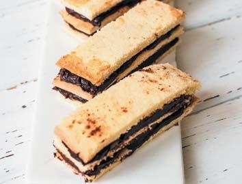 Иллюстрация к книге — Торты с сюрпризом. Шоколадные, сливочные, кофейные, желейные, ореховые, фруктовые [_030_3.jpg]