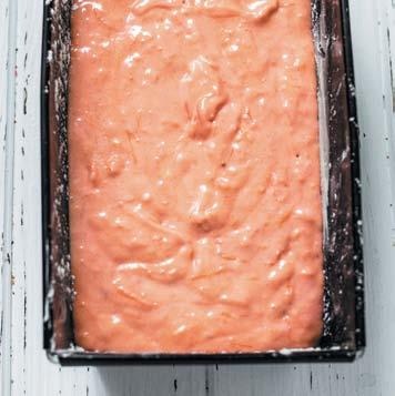 Иллюстрация к книге — Торты с сюрпризом. Шоколадные, сливочные, кофейные, желейные, ореховые, фруктовые [_048_4.jpg]