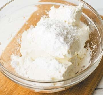 Иллюстрация к книге — Торты с сюрпризом. Шоколадные, сливочные, кофейные, желейные, ореховые, фруктовые [_050_3.jpg]