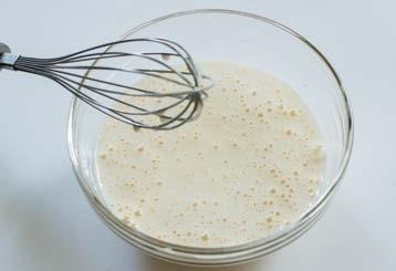 Иллюстрация к книге — Торты с сюрпризом. Шоколадные, сливочные, кофейные, желейные, ореховые, фруктовые [_106_3.jpg]